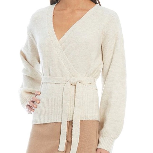 Super soft wrap sweater - Picture 1 of 6